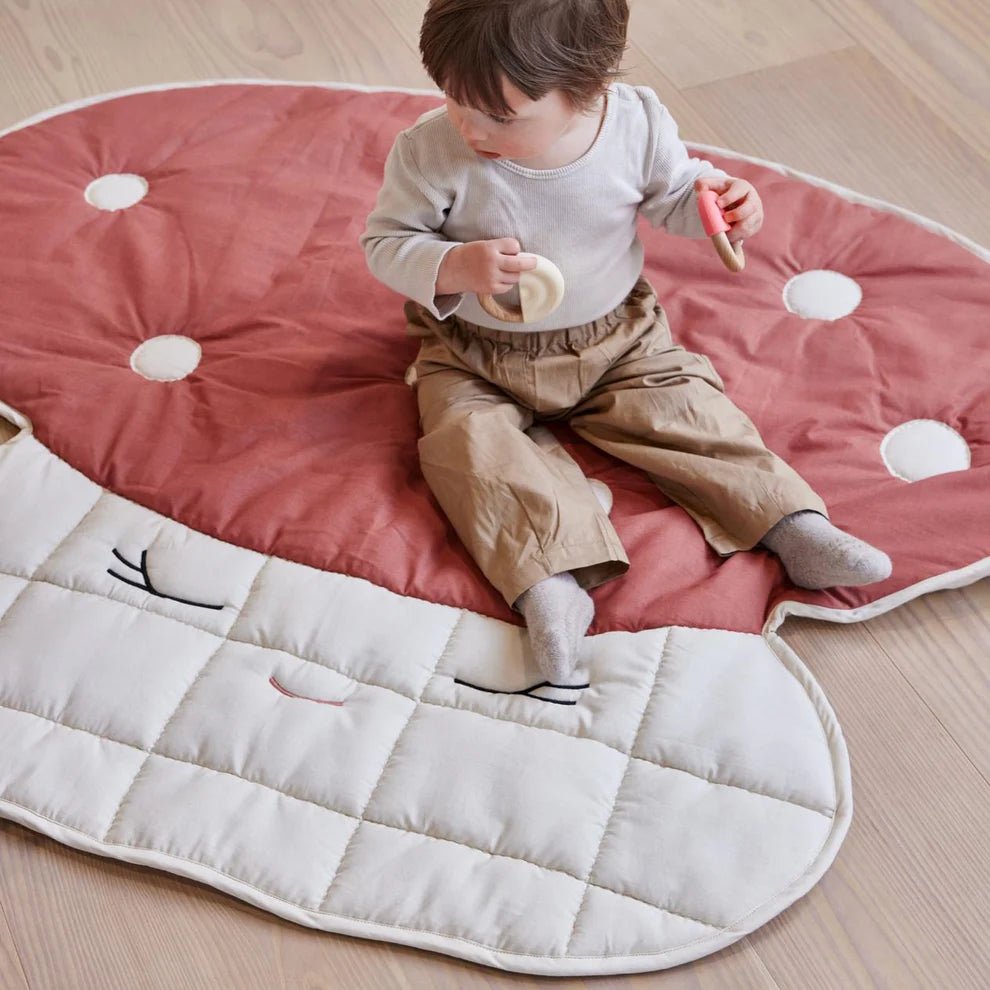 OYOY Mushroom Quilted Blanket Red - OYOY - Lilla Norden